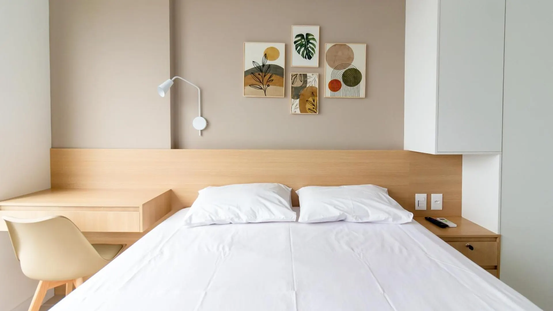 Apartamento Com Vista Maravilhosa No Bairro Do Pina! Cozinha Completa, Wi-Fi, Ar Condicionado E Maquina De Lavar - Condominio Com Estacionamento, Recepcao 24H, Piscina E Academia Recife Apartment